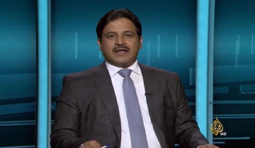 مذيع سعودي بارز يستقيل من قناة الجزيرة "طاعة لولاة الامر" 