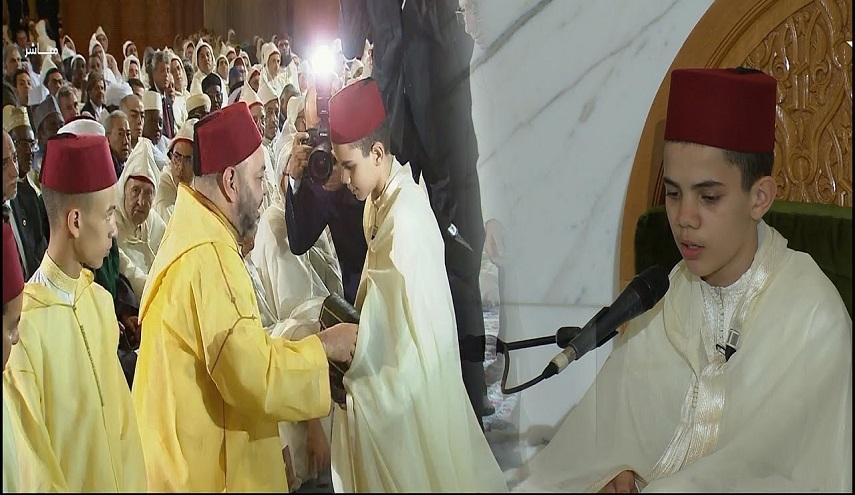 الزبير الغوزي.. طفل مغربي أبهر الملك بتلاوته القرآنية