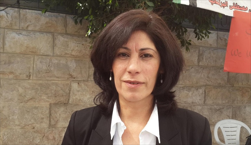 جيش الاحتلال يعتقل المناضلة والبرلمانية الفلسطينية خالدة جرار