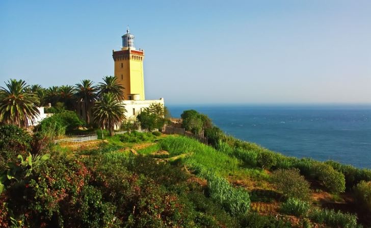 استنفار وترقب في طنجة لاستجمام الملك السعودي