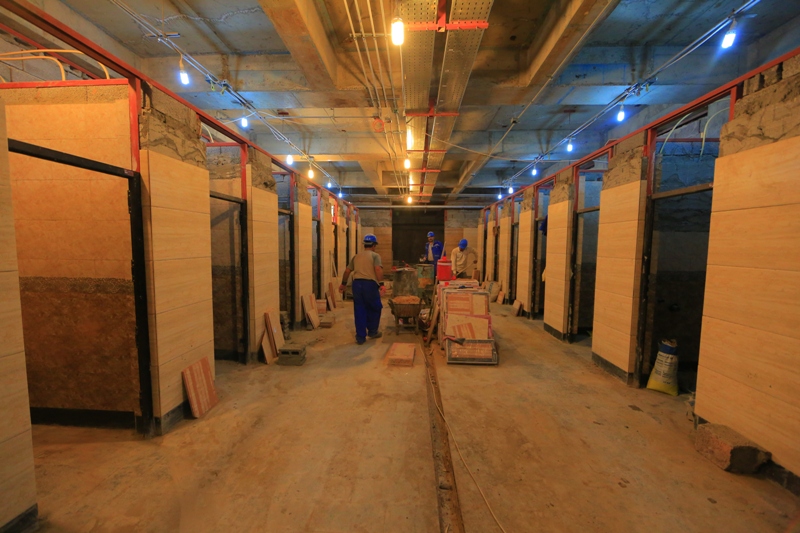 إنجاز المجاميع الصحية في جزء الزيارات والعبادة بمشروع صحن السيدة فاطمة (ع)