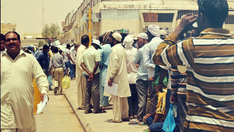 السعودية تنتهج سياسات لـ"تطفيش" العمال الأجانب