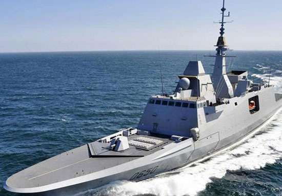 تصعيد خطير .. مصر ترسل فرقاطة حربية إلى مياه الخليج الفارسي