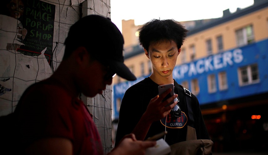 هاتف قتال للبشر!