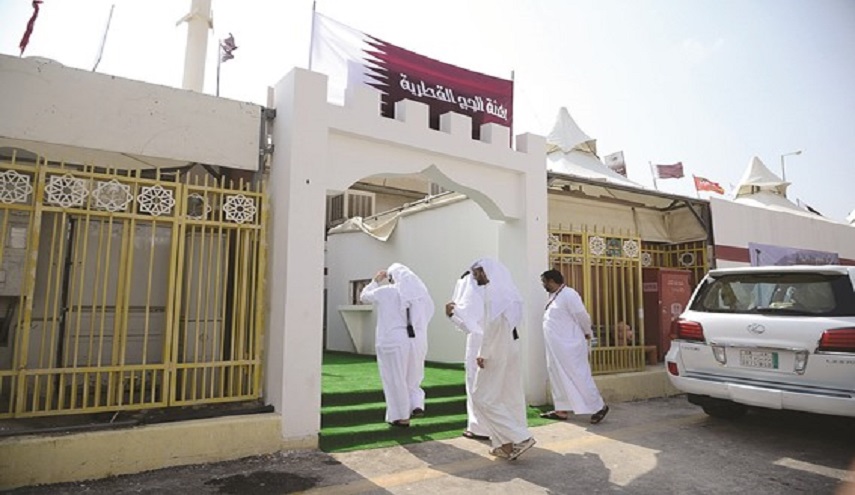 السعودية للحجاج القطريين: تأتون جوا فقط.. ولا نسمح للقطرية بدخول اجوائنا!