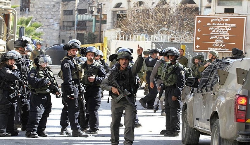 قوات الاحتلال تعتقل نائبين فلسطينيين.. 45% من أعضاء المجلس التشريعي رهن الاعتقال