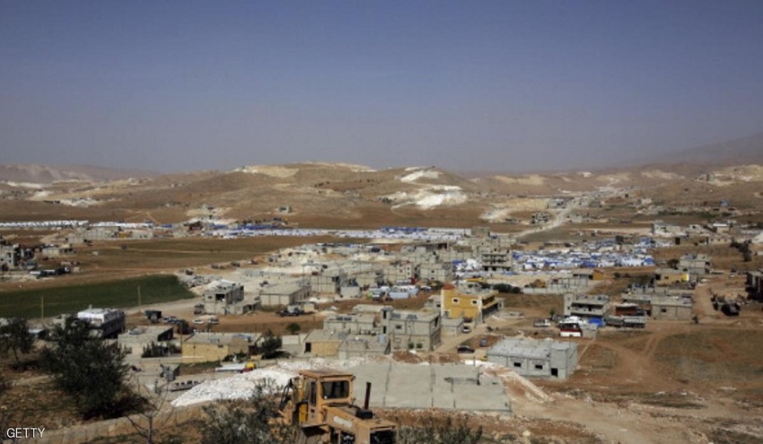 هذا ما يحاول فعله "الفنان الارهابي" فضل شاكر بعد هزيمة النصرة في لبنان...!!