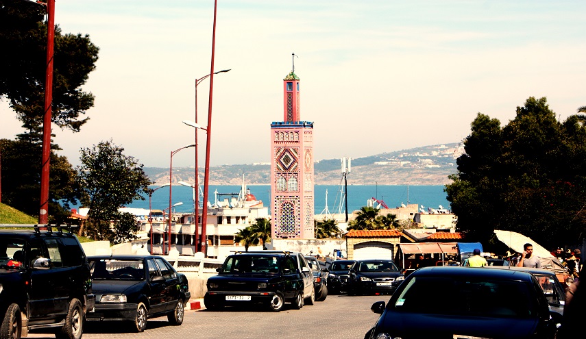 رحلة الملك سلمان الصيفية الى المغرب...924 غرفة فندق و450 سيارة