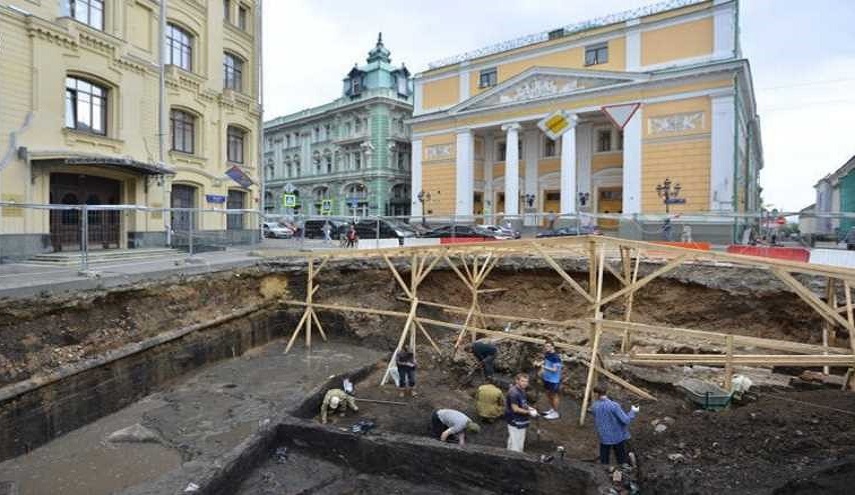 هذا ما عثروا عليه في إحدى ساحات موسكو !