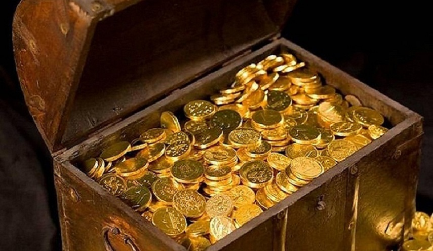 اكتشاف كنز من الذهب !