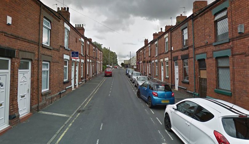 مقتل رجل على مقربة من مركز شرطة في لندن والسبب ؟!