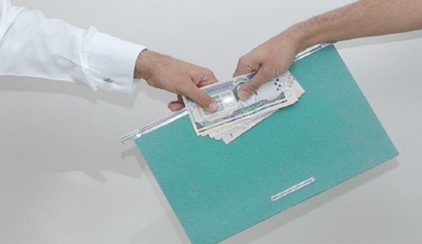 "الرشاوى السعودية لـلصحفيين جريمة"