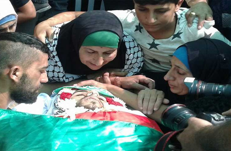 تشييع جثامين 3 شهداء فلسطينيين في بيت لحم والخليل