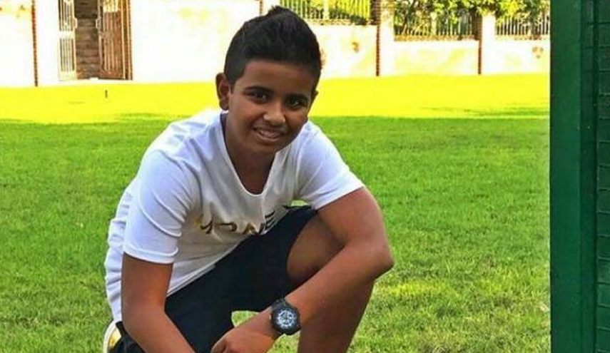 اماراتي لا يعرف السياقة ولديه سيارة بـ 260 الف دولار!! +صورة