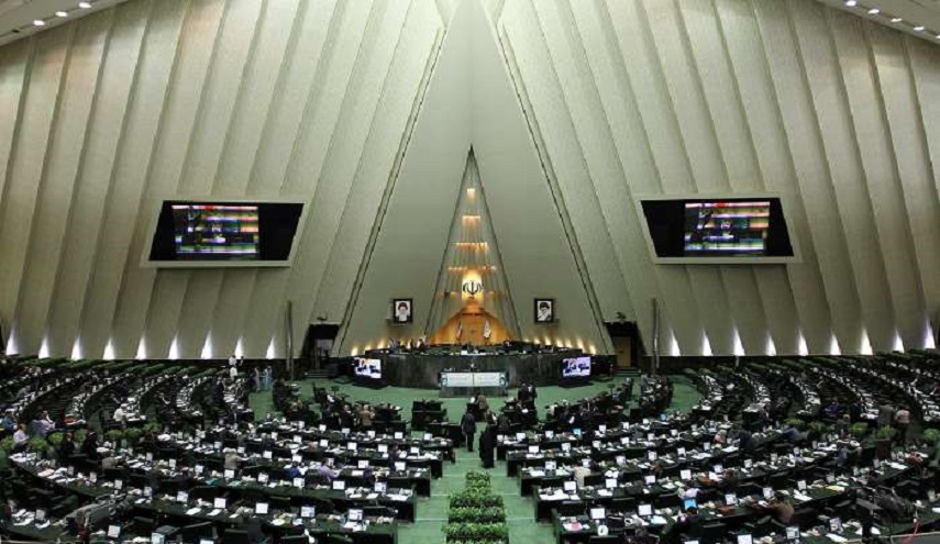 مجلس الشورى الاسلامي يصوت على الخطوط العريضة لمشروع مواجهة الاجراءات الامريكية
