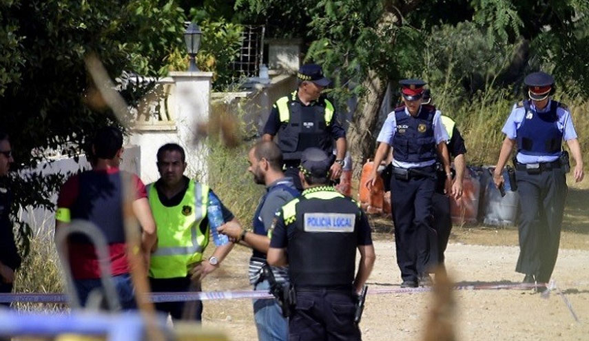 شرطة كاتالونيا تعثر على آثار "أم الشيطان"