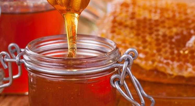 كيف تعرف العسل الأصلي من المغشوش.. اليك الطرق