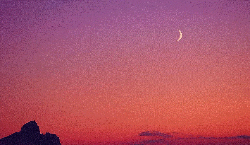 متنبئ عراقي يحدد أول أيام العيد إعتمادا على الارصاد الفلكية