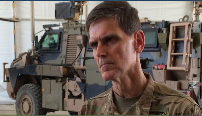 قائد القوات الأمريكية بالشرق الأوسط يتفقد الحدود اليمنية في منطقة جازان!