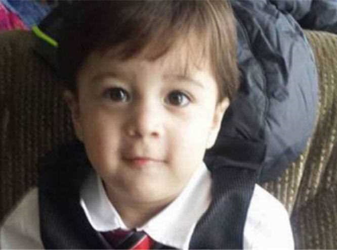 في حادثة لايستوعبها عقل بشري: توفي طفلها أمام عينيها في متجر البقالة..احذروا!