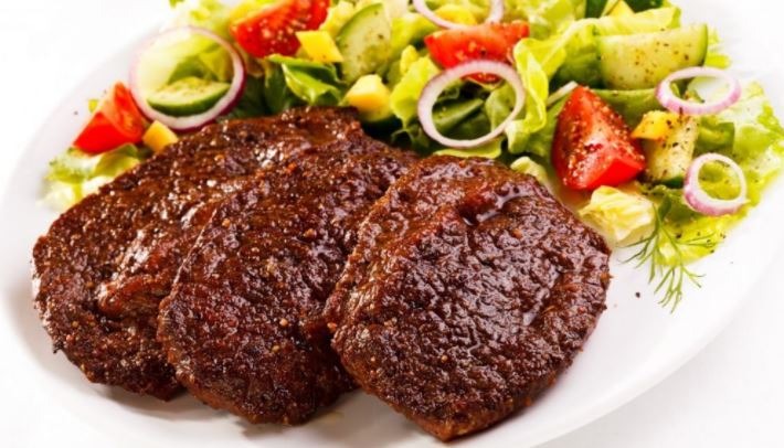 للحفاظ على وزنك خلال أيام العيد... اليكم هذه الخطوات!