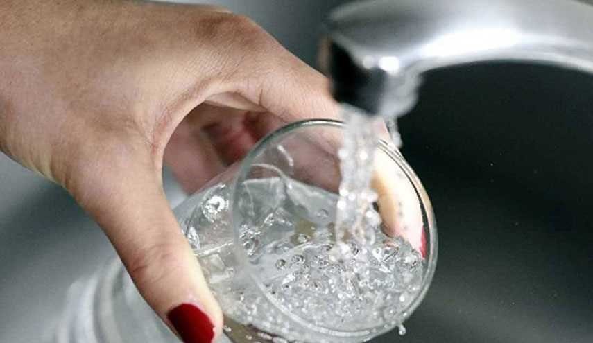 تحذير مرعب: العالم يشرب "مياها بلاستيكية"