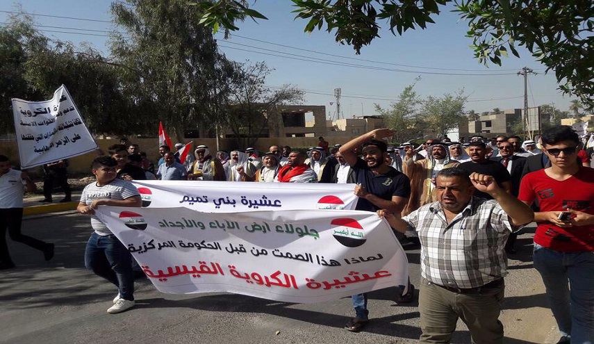 تظاهرة وسط بعقوبة لرفض الاستفتاء واعادة الاسر العربية النازحة