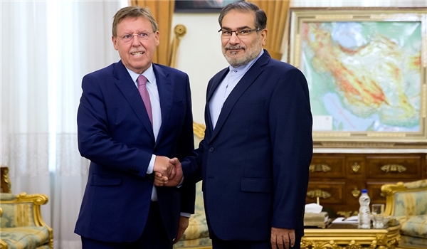 شمخاني: تهديدات اميركا لا تؤثر على تطوير قدرات ايران الدفاعية التقليدية