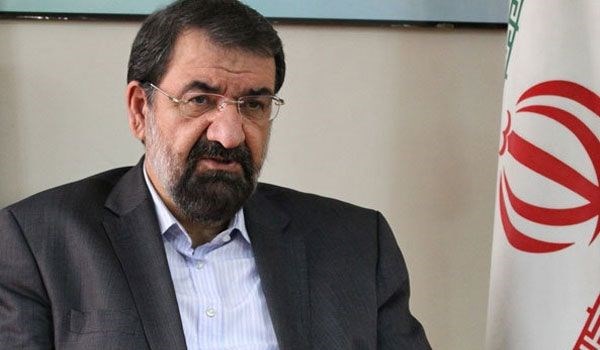 رضائي: يبدو ان نتنياهو هو الذي كتب مسودة خطاب ترامب !