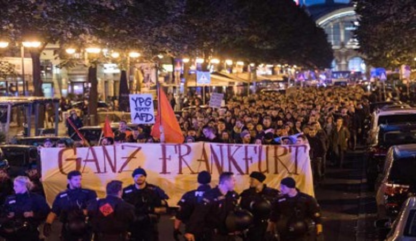 تظاهرات بعدة مدن ألمانية احتجاجا على  فوز حزب “البديل لألمانيا“