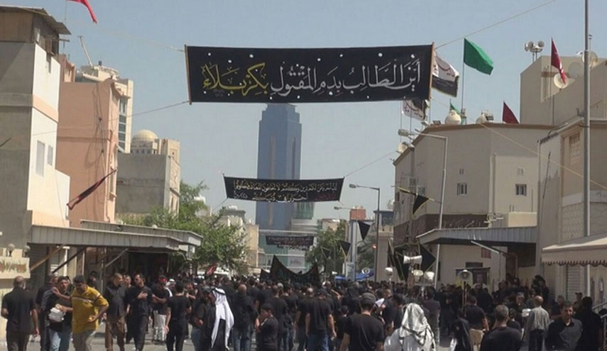 البحرينيون يحيون مراسيم عاشوراء رغم استهدافها من قبل السلطات