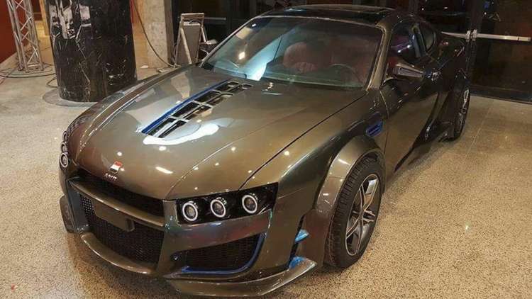 بالصور.. شاب مصري يصنع سيارة خيالية