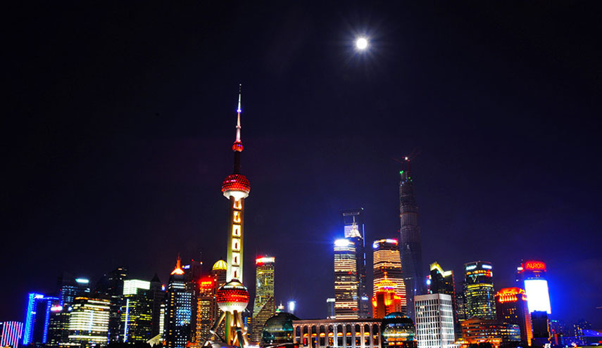 خلال احتفال في الصين بمهرجان القمر... حدثت المفاجأة !!