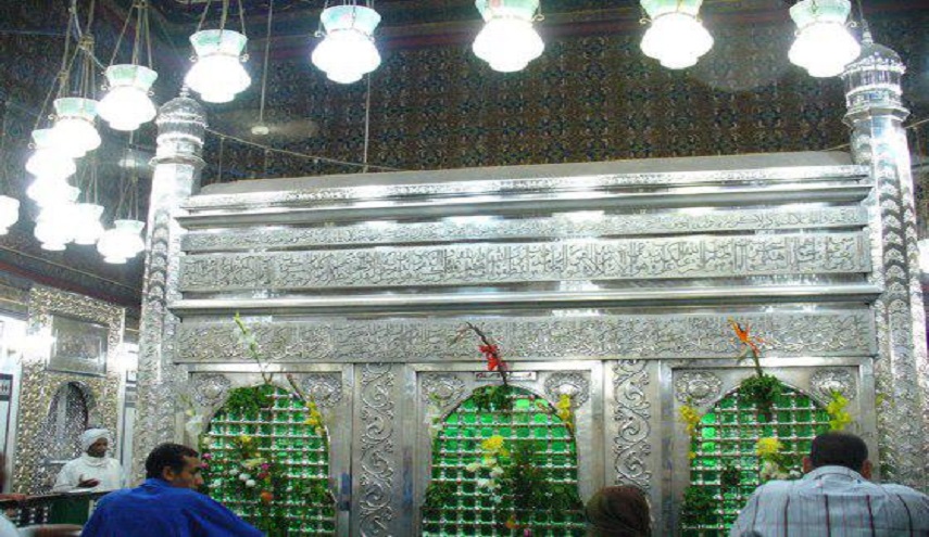 ما لا تعرفه عن مقام رأس الحسين في القاهرة 