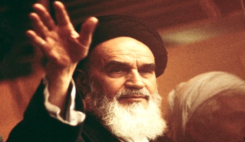 لمحة عن حياة الامام الخميني "قده"