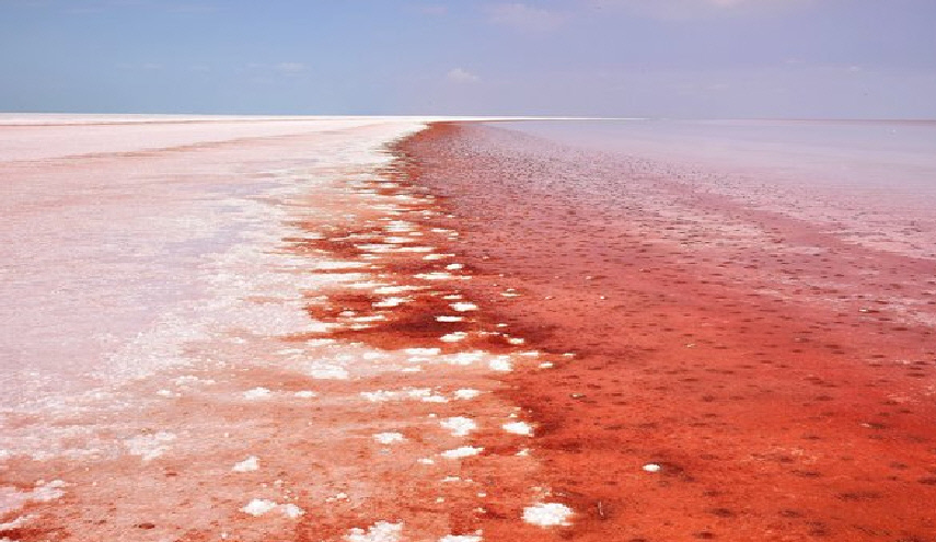 ما هو لغز  "بحيرة الدم" في العراق؟!