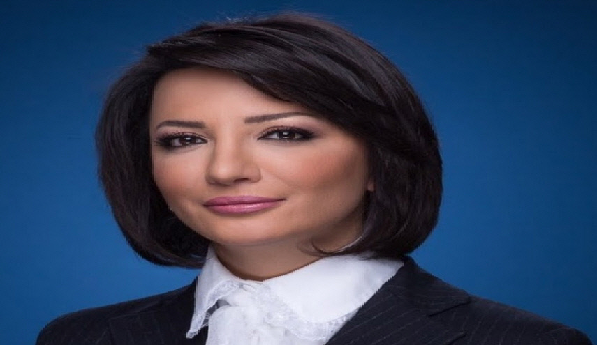 مذيعة في قناة الجزيرة تصف دبلوماسيا مصريا بلفظ غير لائق!