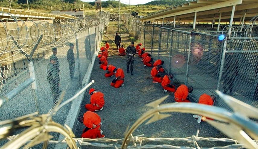 الغارديان تكشف عن قصة نزيل بغوانتانامو "ترك ليموت جوعا"