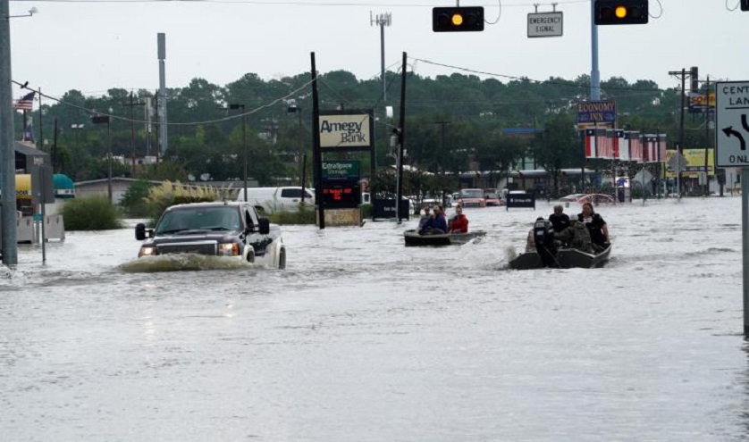 عدم مقاطعة "إسرائيل".. وإلا لا تعويضات لضحايا إعصار ’هارفي’!