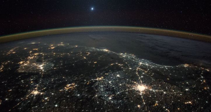 علماء : كارثة لا تبقي ولا تذر بانتظار كوكب الأرض!