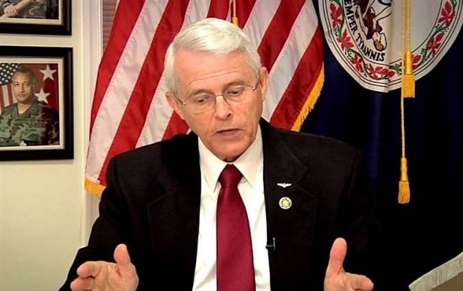 سيناتور أمريكي: إيران لم تهاجم أيّ بلد مطلقاً