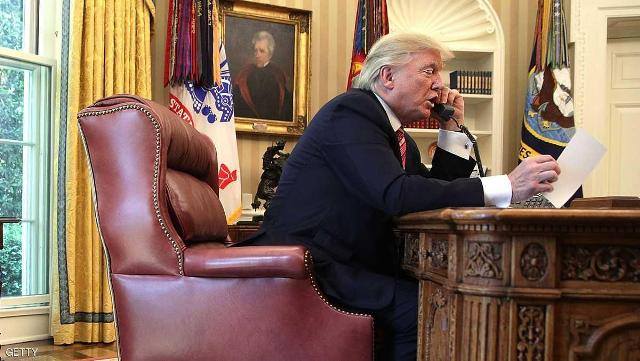  ترامب مرة أخرى في موقف محرج 