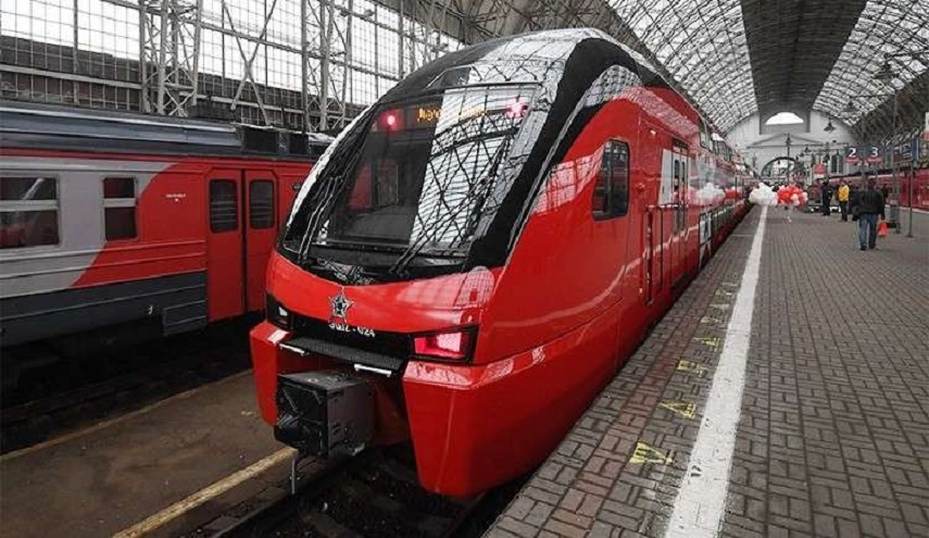 أول قطار من طابقين يربط مطار فنوكوفو بوسط موسكو