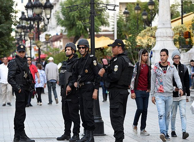 "الداخلية" التونسية تعلن تفكيك خلية داعشية تضم 5 فتيات