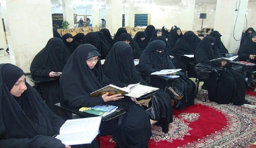 100 محطة قرآنية في خدمة الزائرات المشاركات بأربعينية الإمام الحسين (ع)