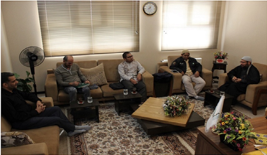 إنطلاق مشروع لترجمة الكتب والمناهج القرآنية للغات الأجنبية في كربلاء