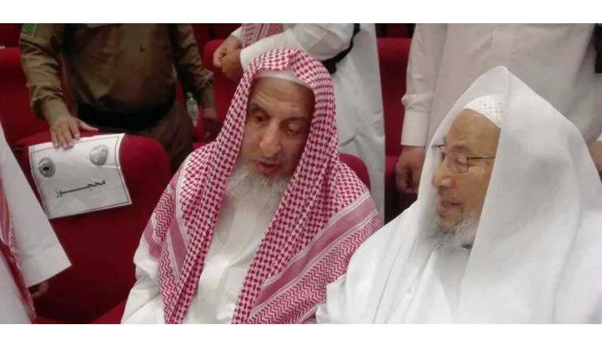 عندما تقع مجتمعاتنا رهائن في قبضة وعاظ السلاطين