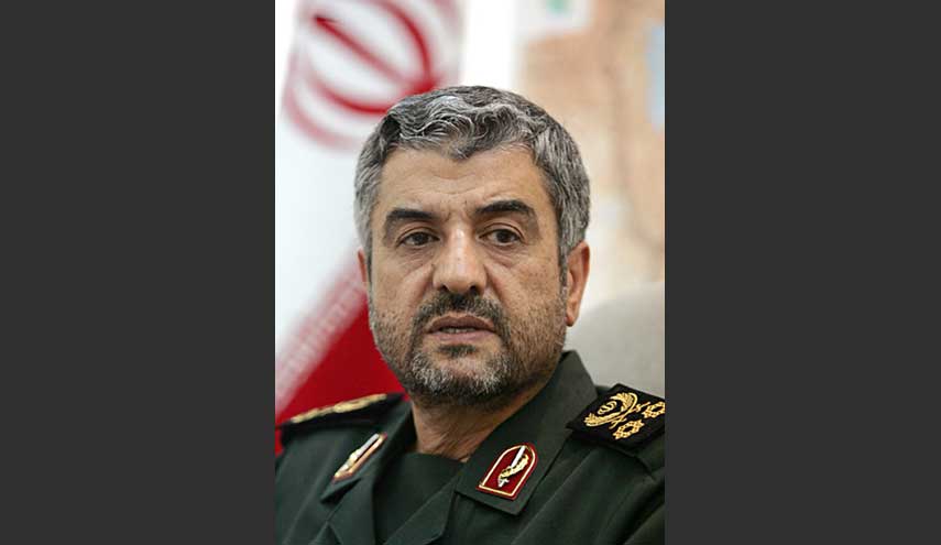 اللواء جعفري: مسيرة الاربعين "كلا "كبيرة لامريكا