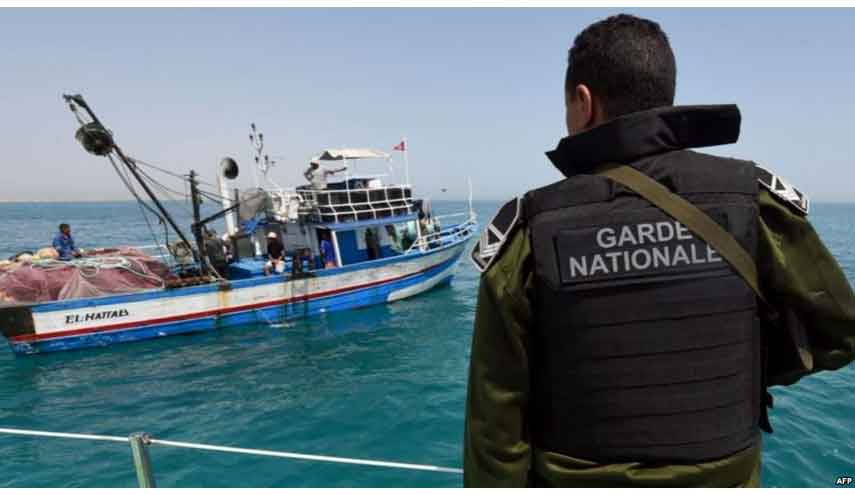 انقاذ  58 مهاجراً غير شرعي من الغرق