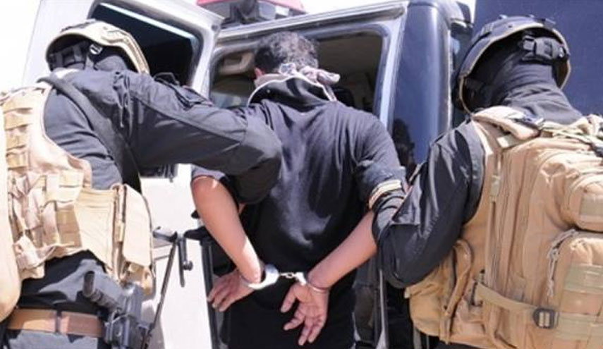 كيف يقوم مزور عراقي محترف بتقاضي 9 رواتب تقاعدية؟!